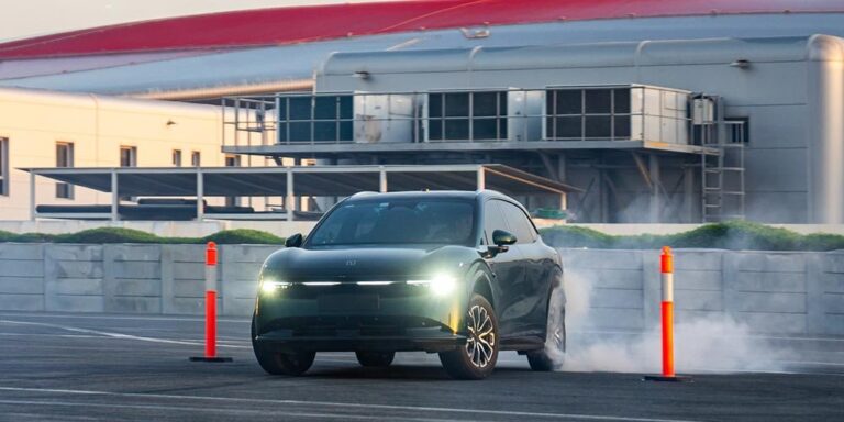 Blue Lake Motors Celebrates Zeekr 7X’s Guinness World Records™ Title as the Brand Marks Five Years of Innovation Blue Lake Motors Celebrates Zeekr 7X's Guinness World Records™ Title as the Brand Marks Five Years of Innovation - blue ...
